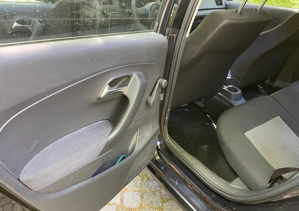 Volkswagen Polo cena 15900 przebieg: 260000, rok produkcji 2012 z Poznań małe 497